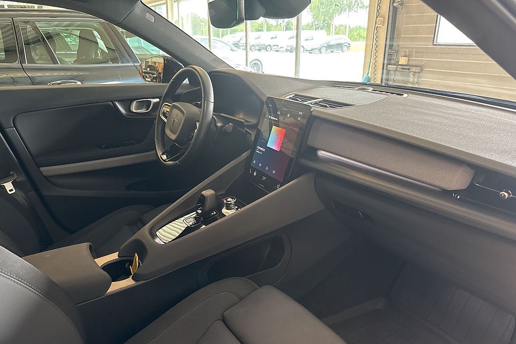 Vehicle Image 17