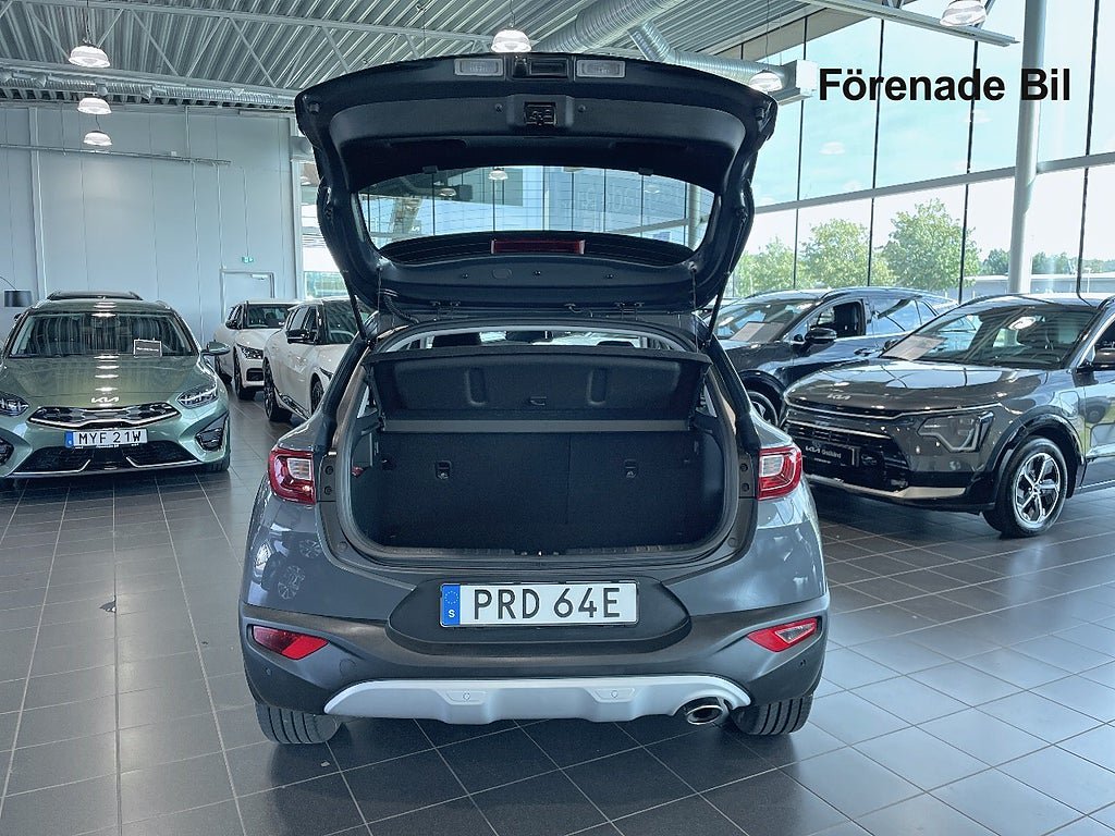 Vehicle Image 15