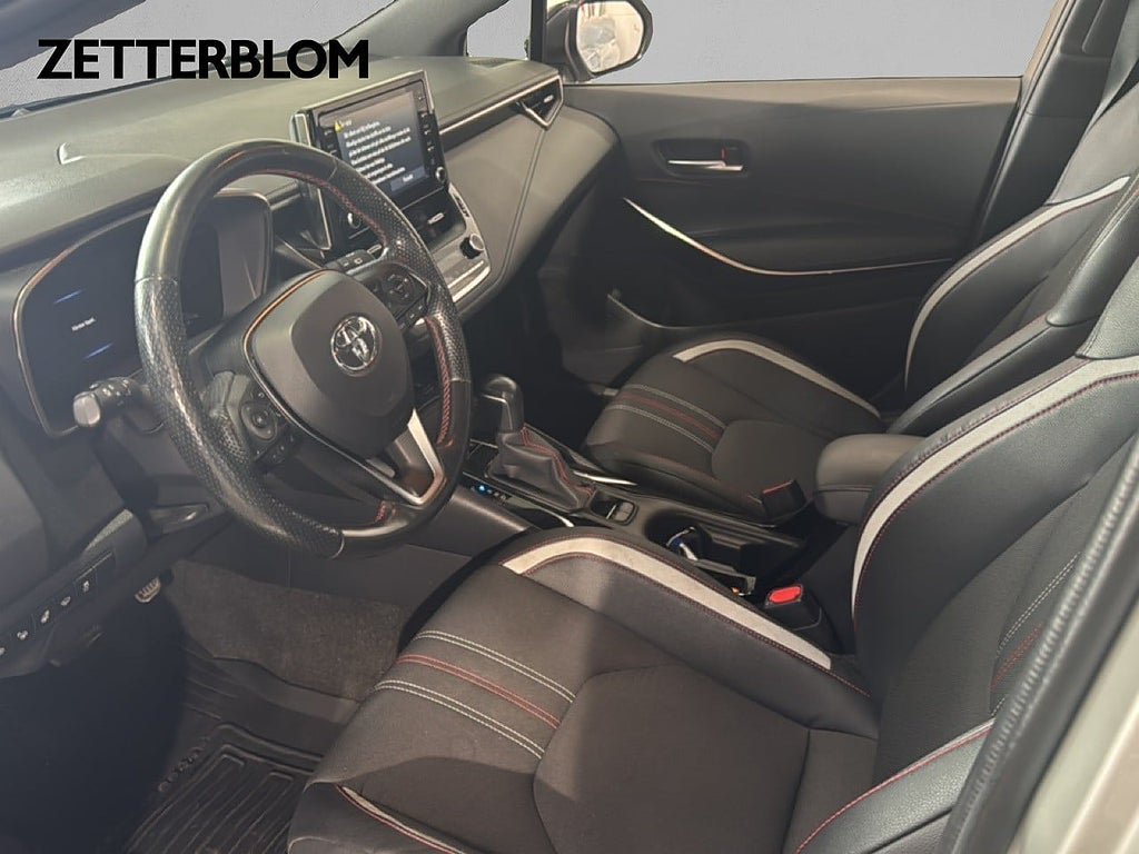 Vehicle Image 8