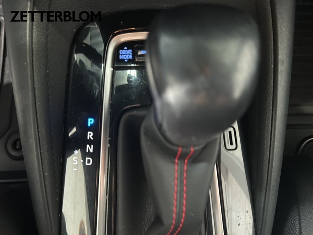 Vehicle Image 14