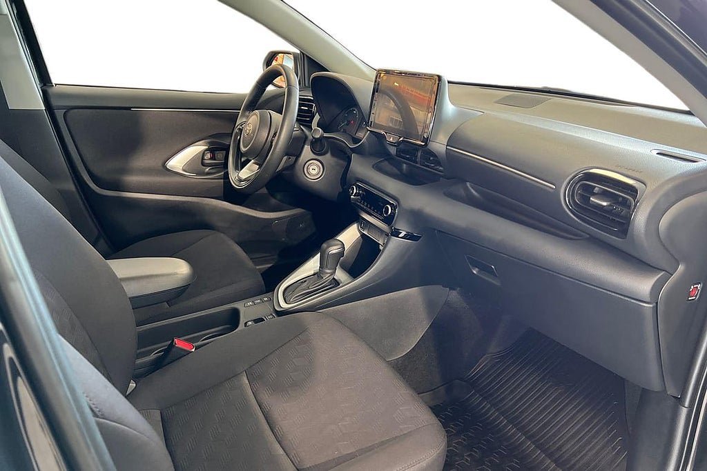 Vehicle Image 7