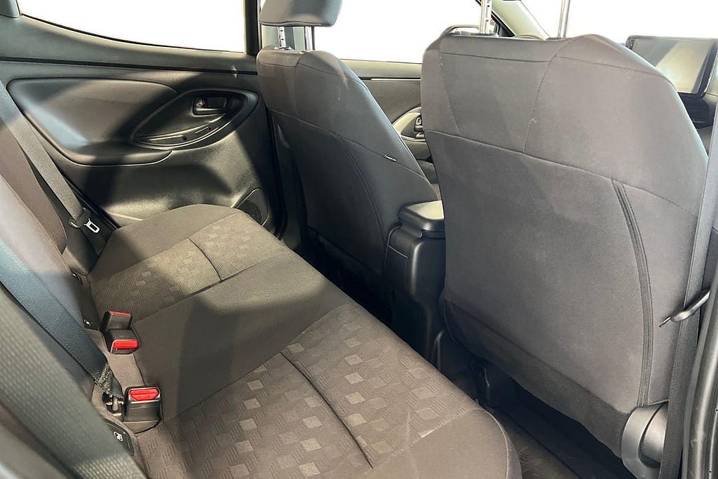 Vehicle Image 9