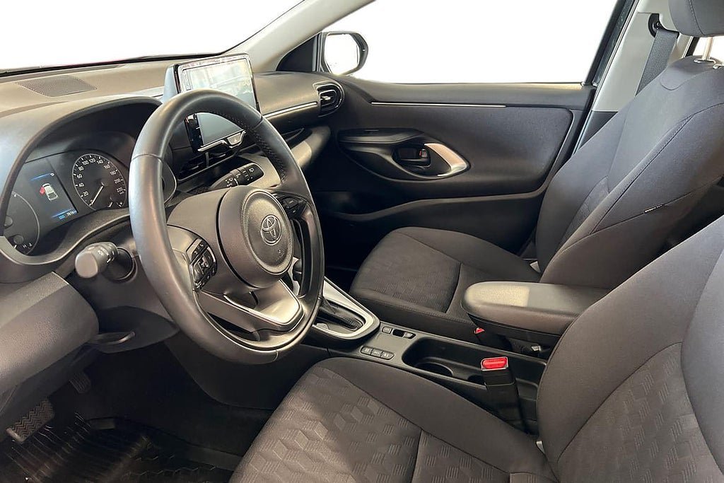 Vehicle Image 14