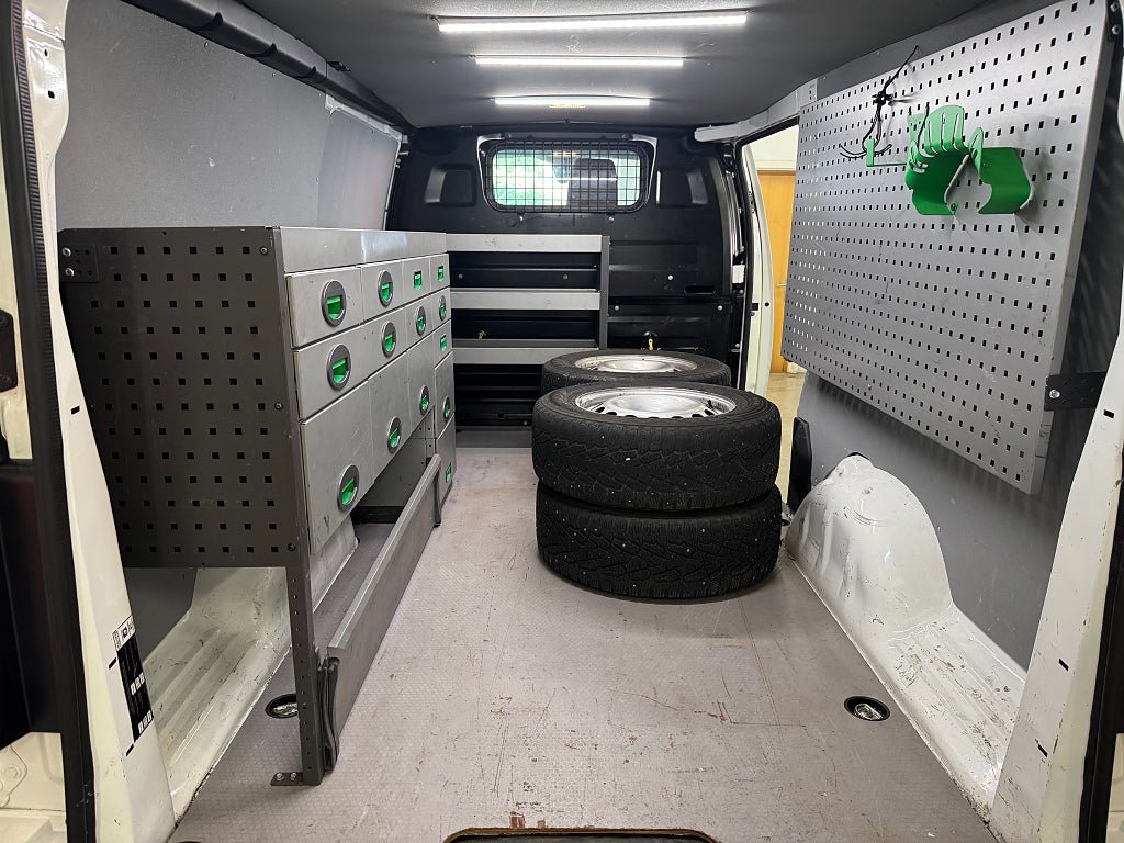 Vehicle Image 18