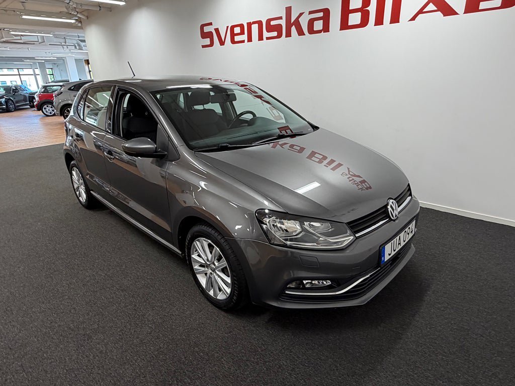 Vehicle Image 6