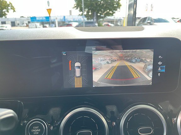 Vehicle Image 27