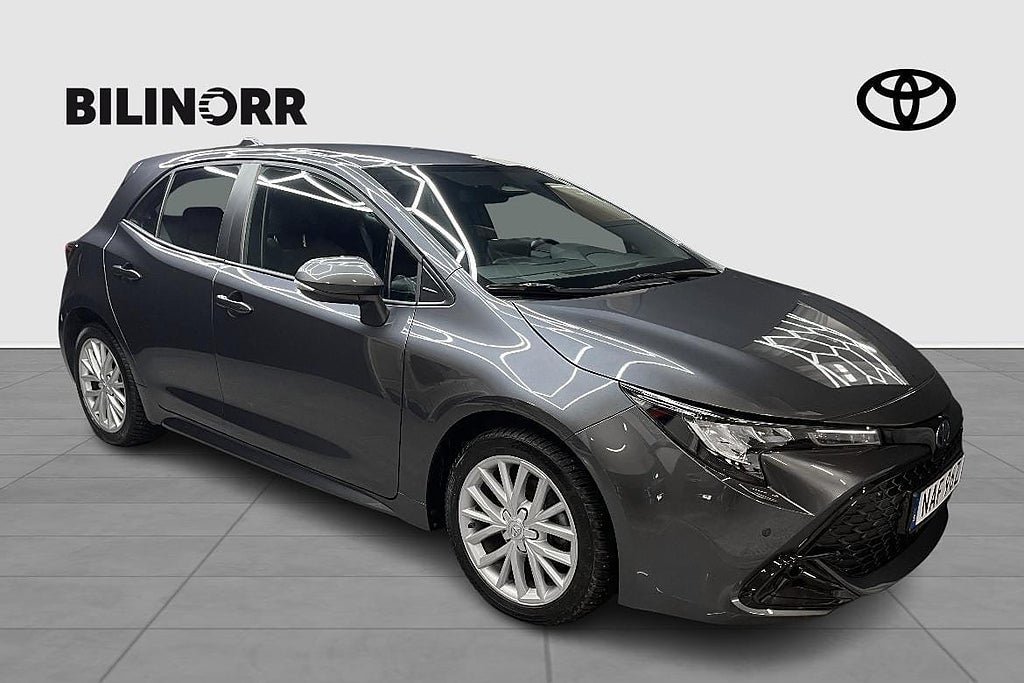 Vehicle Image 7