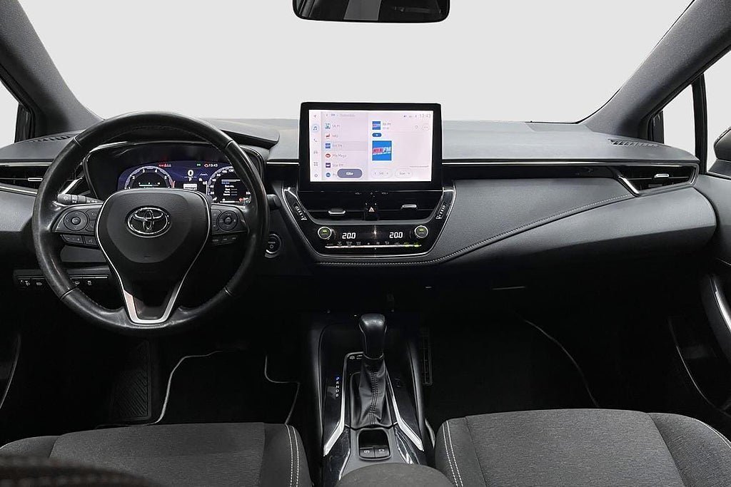 Vehicle Image 11
