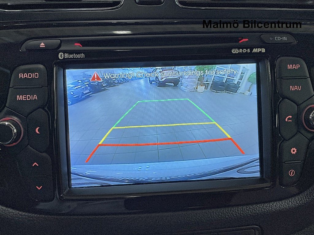 Vehicle Image 17