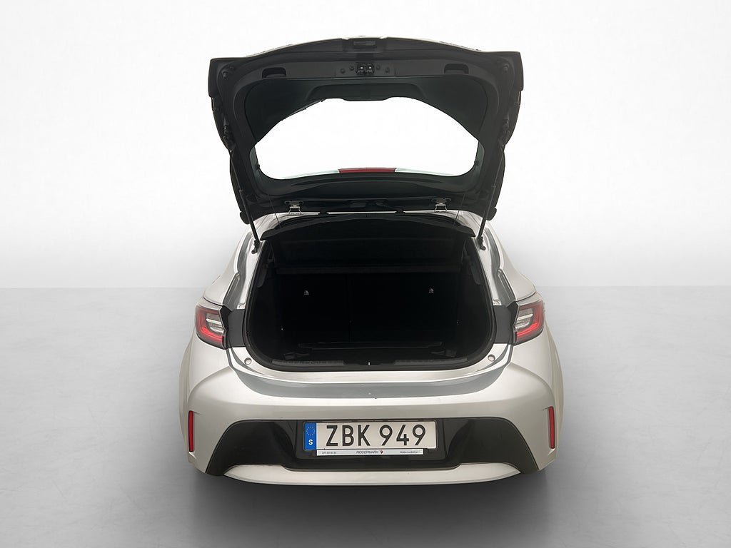 Vehicle Image 10