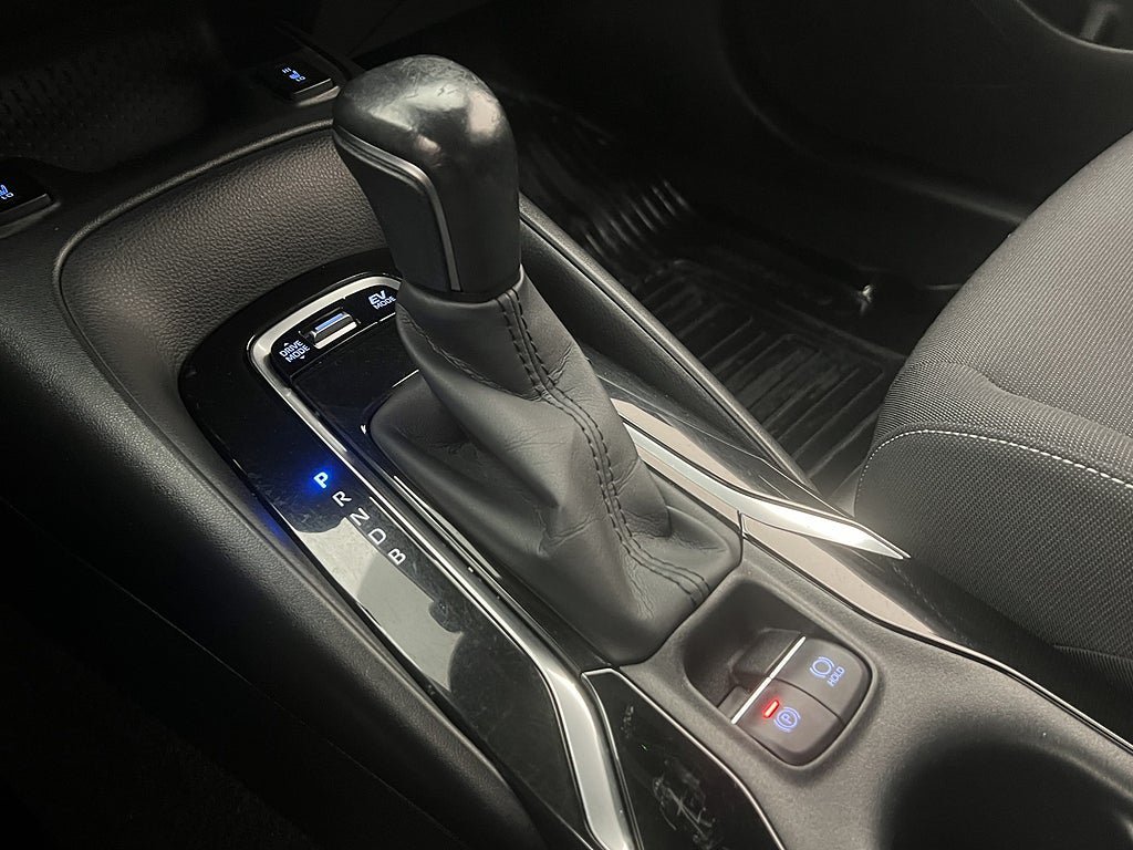 Vehicle Image 22