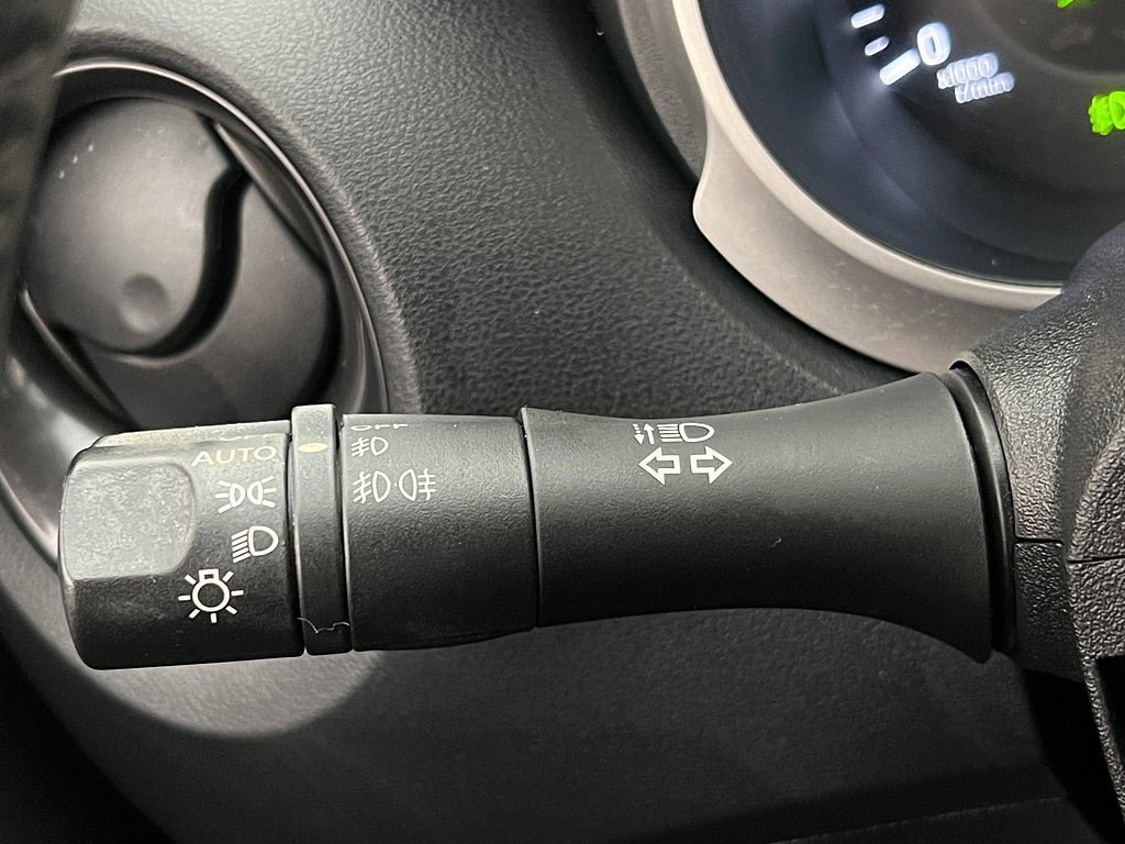 Vehicle Image 28