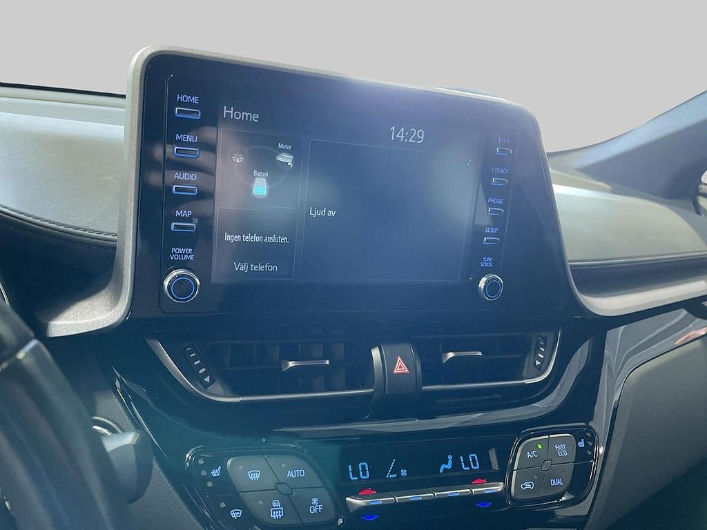 Vehicle Image 16