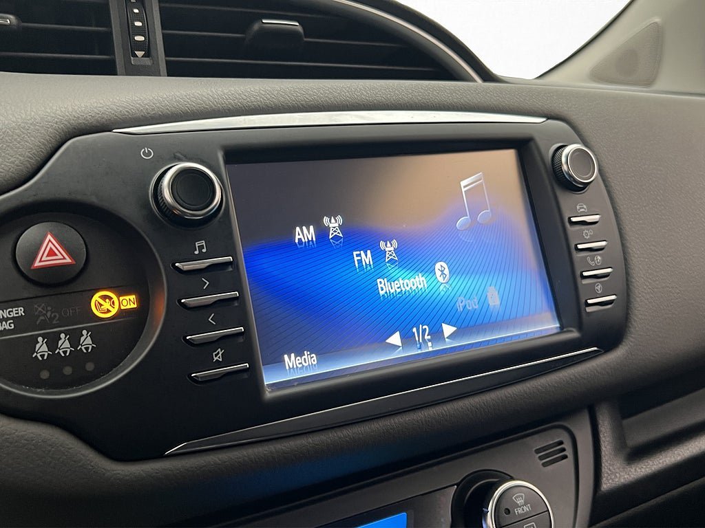 Vehicle Image 18