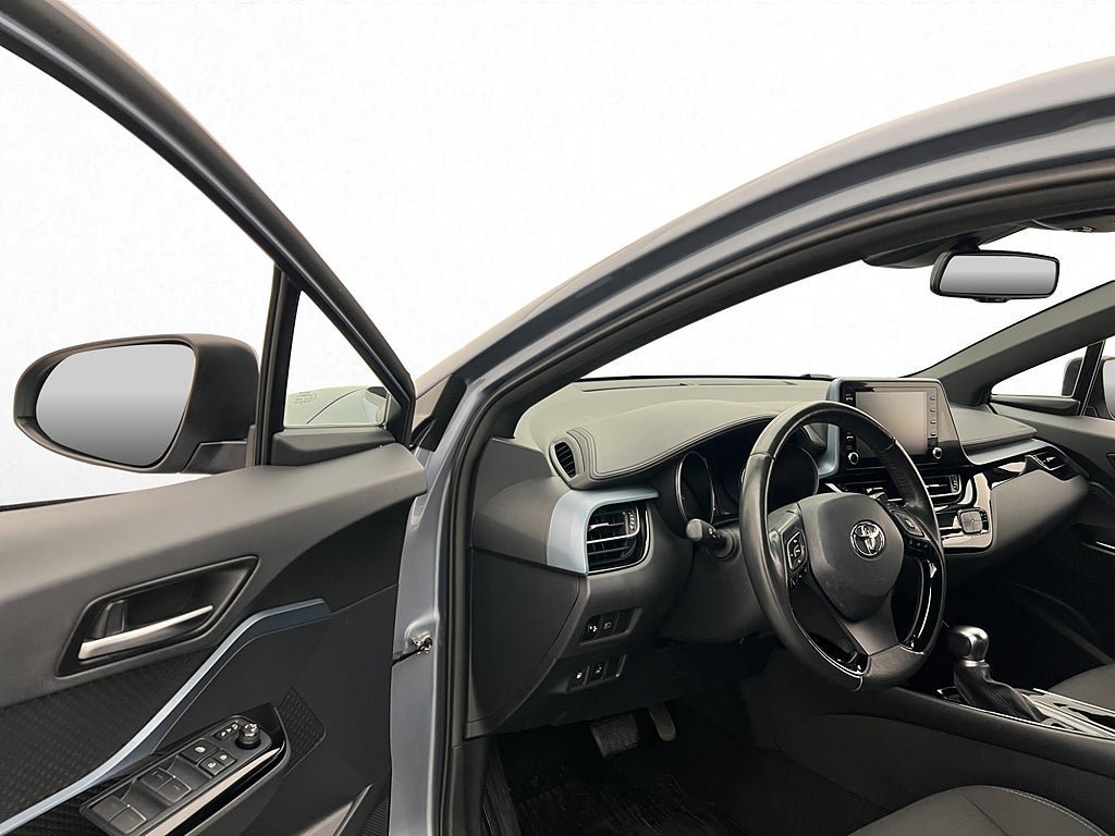 Vehicle Image 11