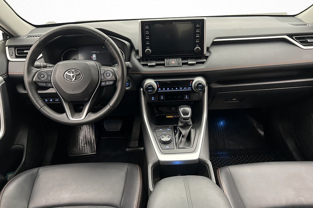 Vehicle Image 9