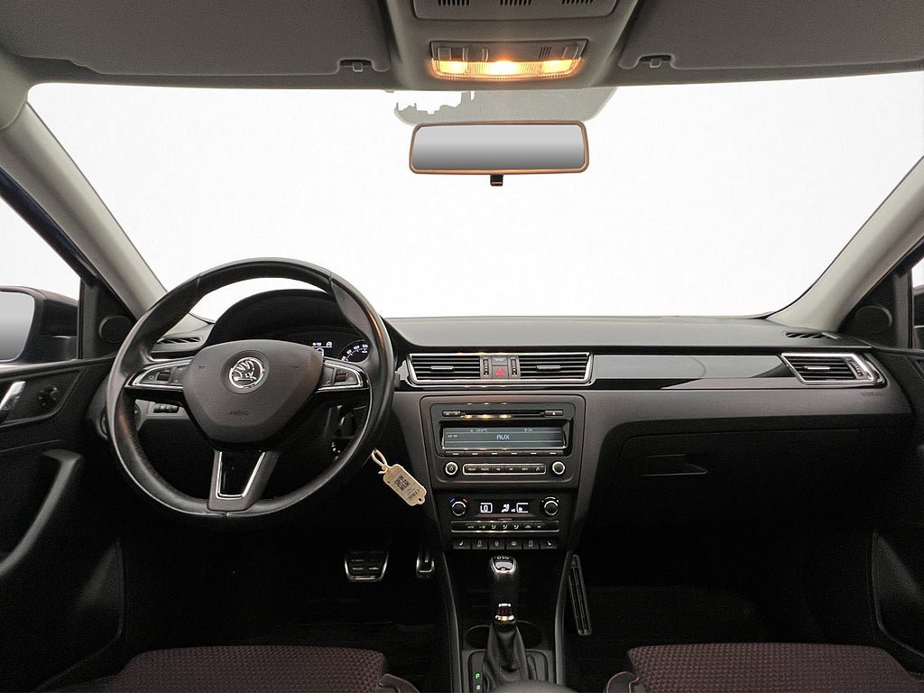 Vehicle Image 13