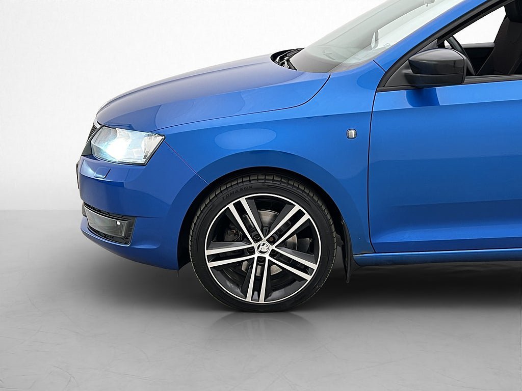 Vehicle Image 30