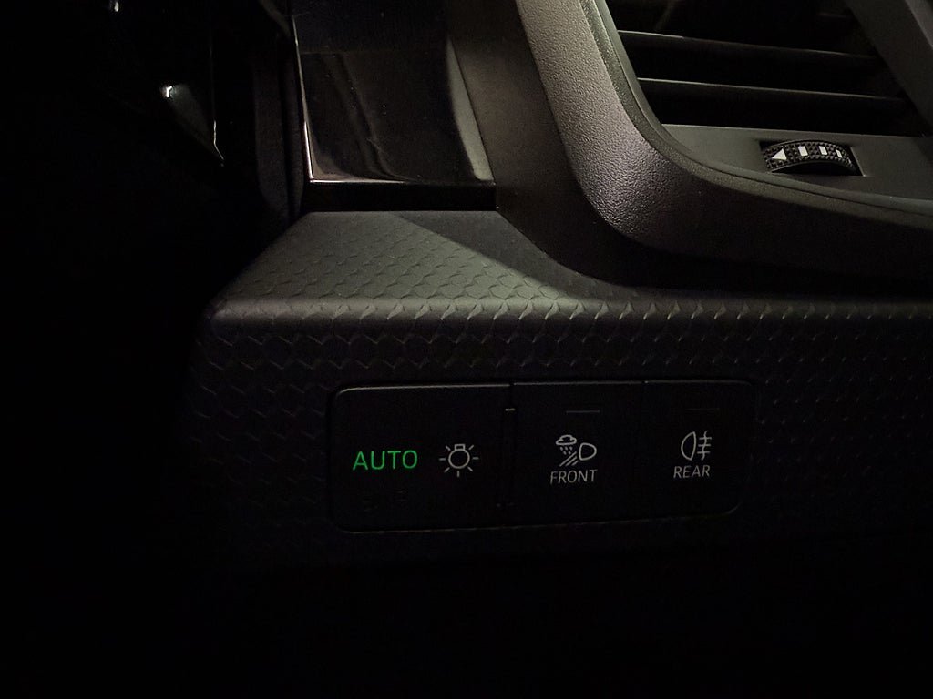 Vehicle Image 27