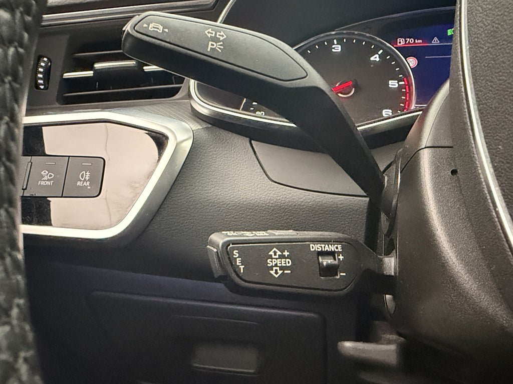 Vehicle Image 29