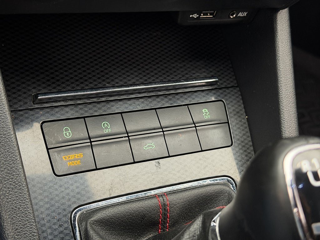 Vehicle Image 24