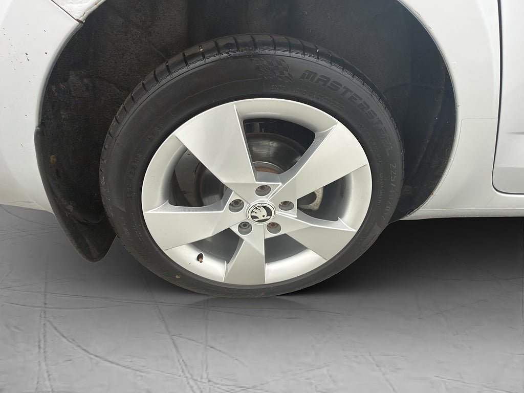 Vehicle Image 31