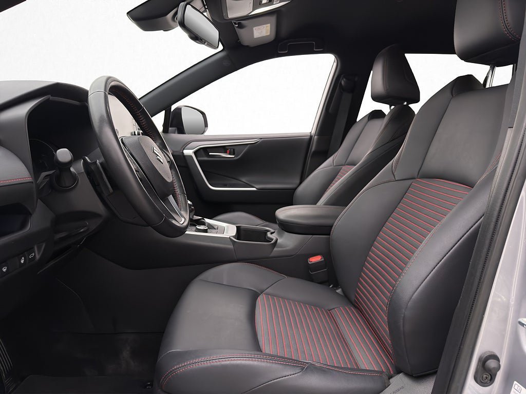 Vehicle Image 14