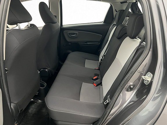 Vehicle Image 22
