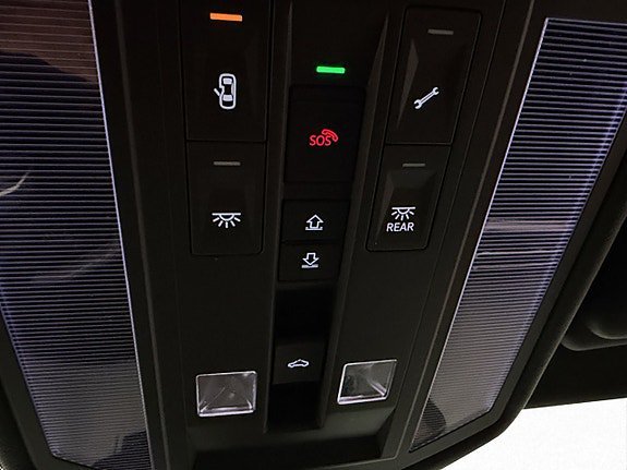 Vehicle Image 36