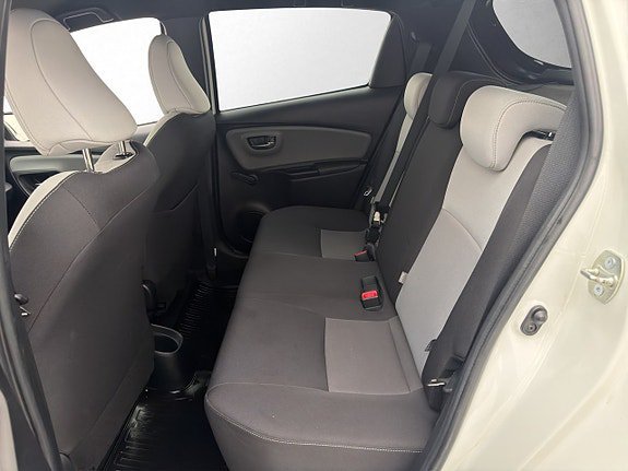 Vehicle Image 20