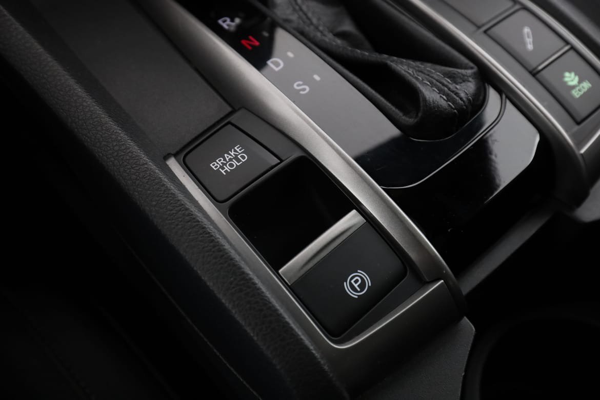 Vehicle Image 30