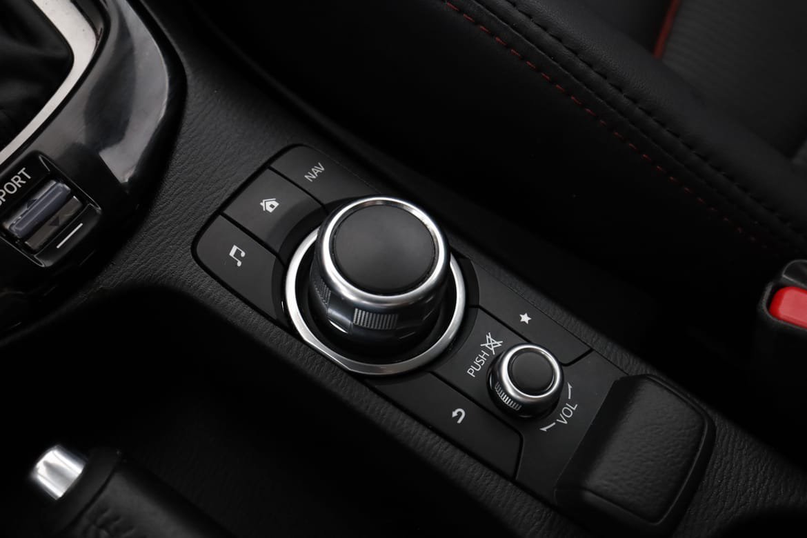 Vehicle Image 30