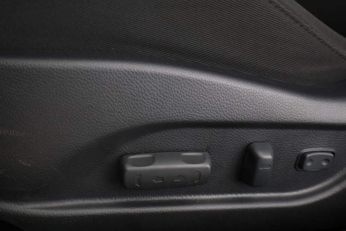 Vehicle Image 37