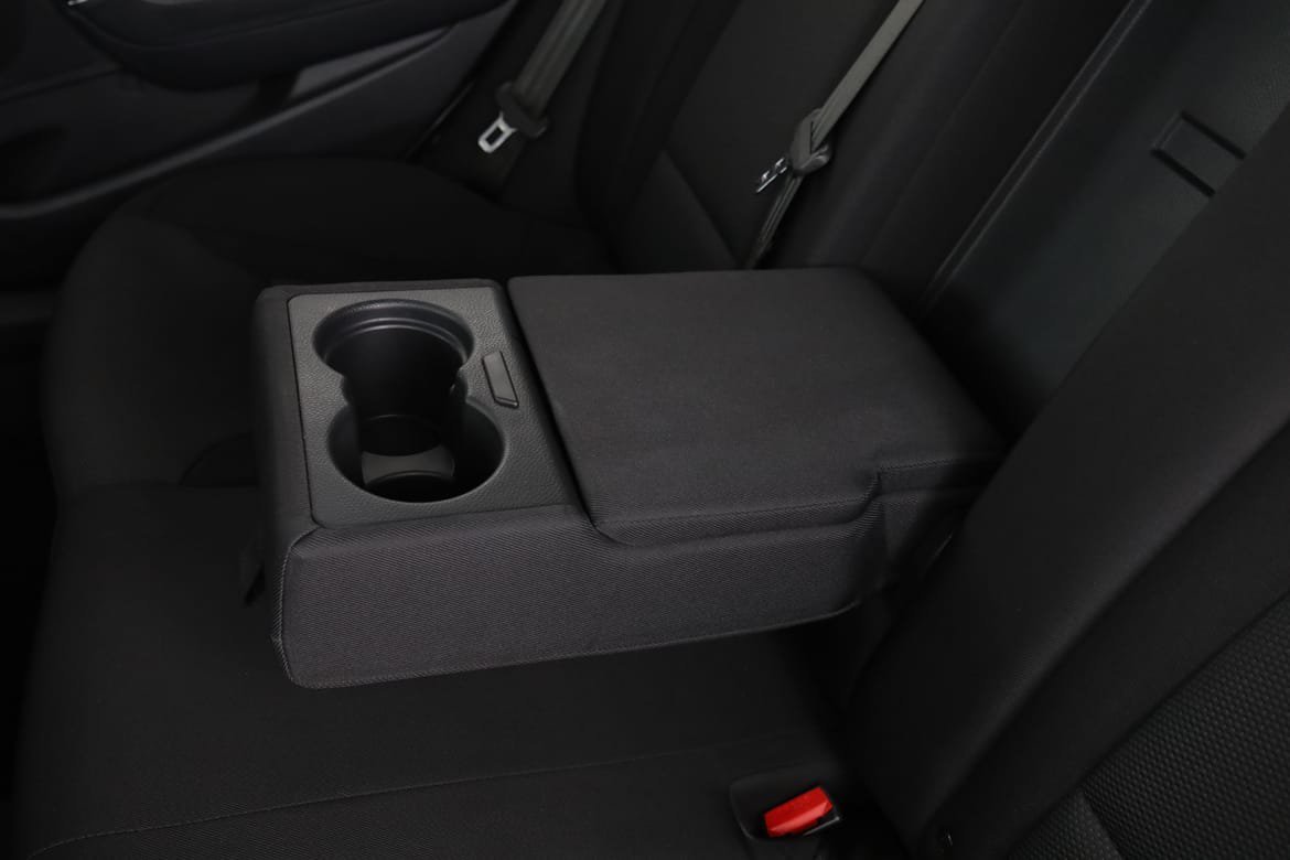 Vehicle Image 38