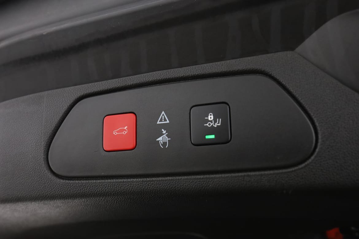 Vehicle Image 46