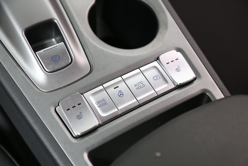 Vehicle Image 23