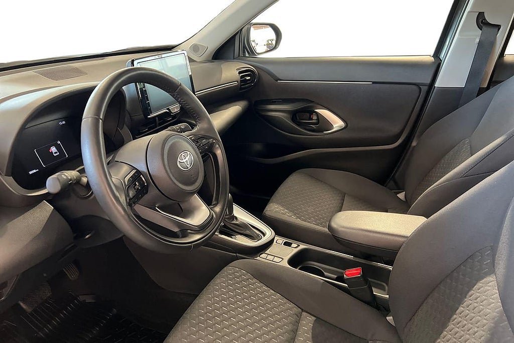 Vehicle Image 14