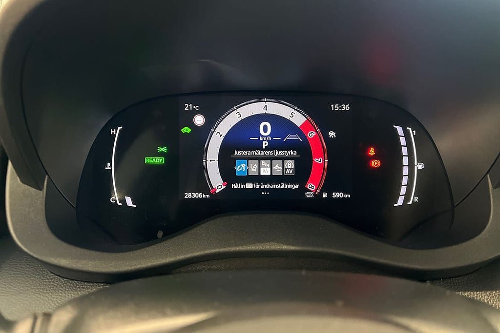 Vehicle Image 16