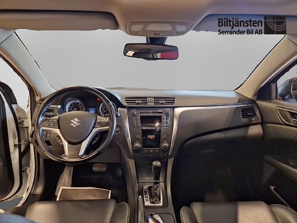 Vehicle Image 7