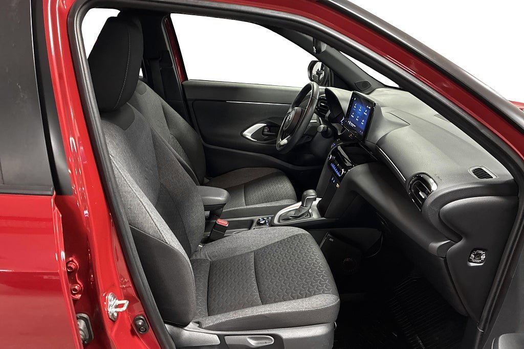 Vehicle Image 14