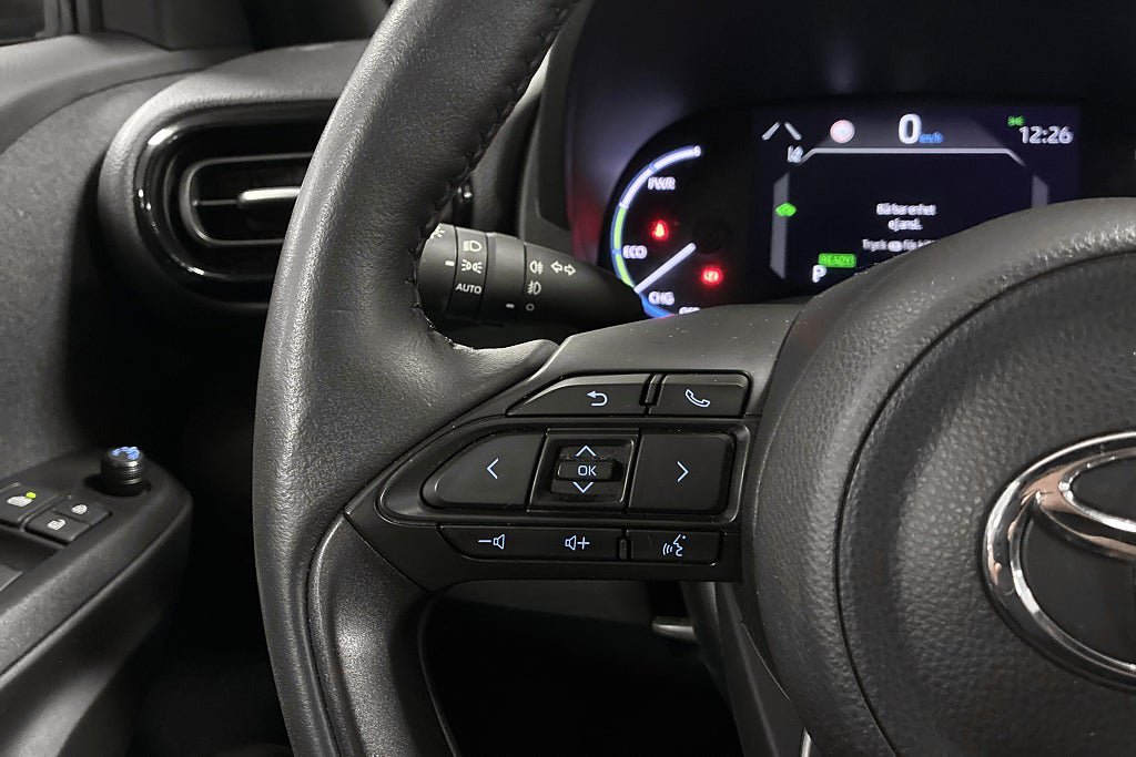 Vehicle Image 19