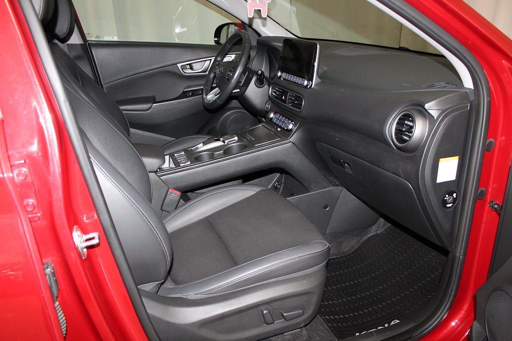 Vehicle Image 18