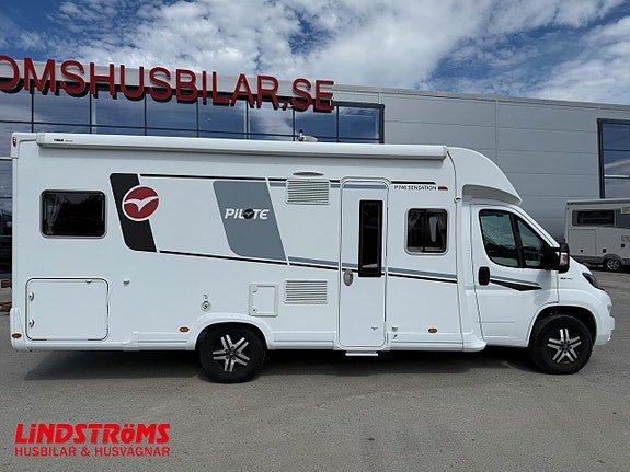 Vehicle Image 23