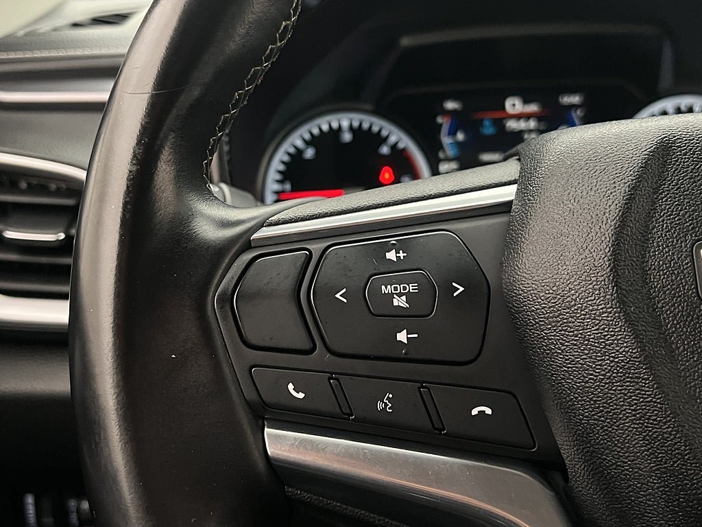 Vehicle Image 21