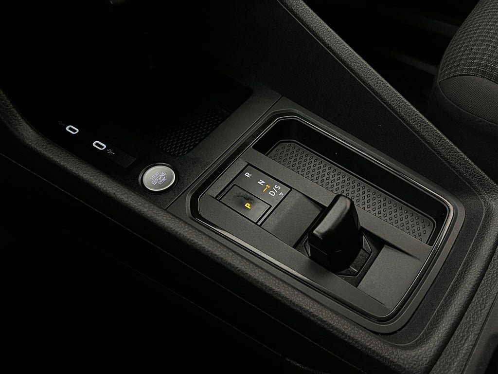 Vehicle Image 24