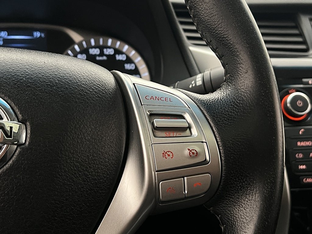Vehicle Image 24
