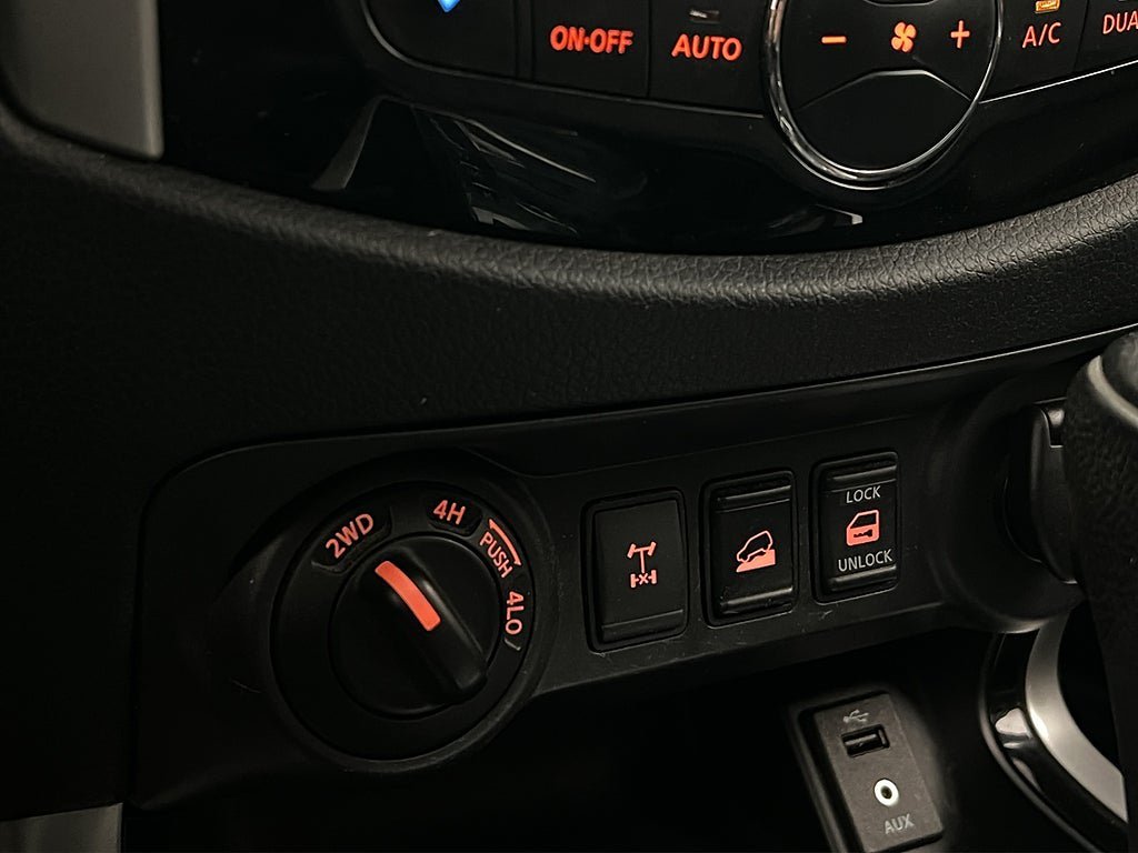 Vehicle Image 29