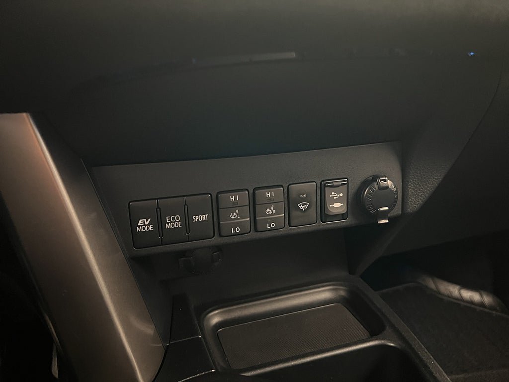 Vehicle Image 22
