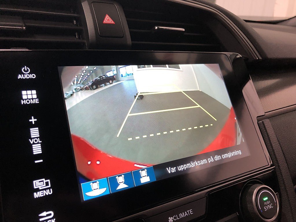 Vehicle Image 17