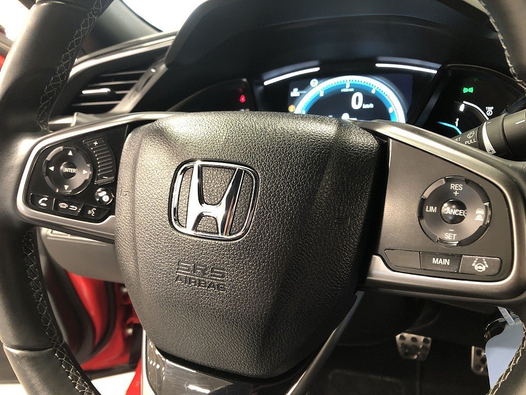 Vehicle Image 18